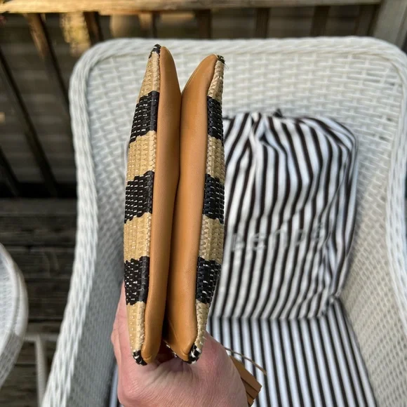 Henri Bendel Dark Brown and Tan Raffia Clutch/Wristlet - Picture 6 of 12